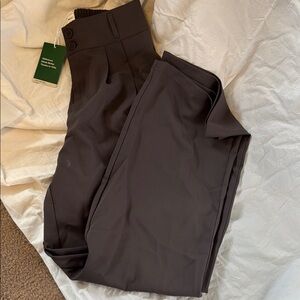 Halara Success Dark Gray High-Waisted Trousers